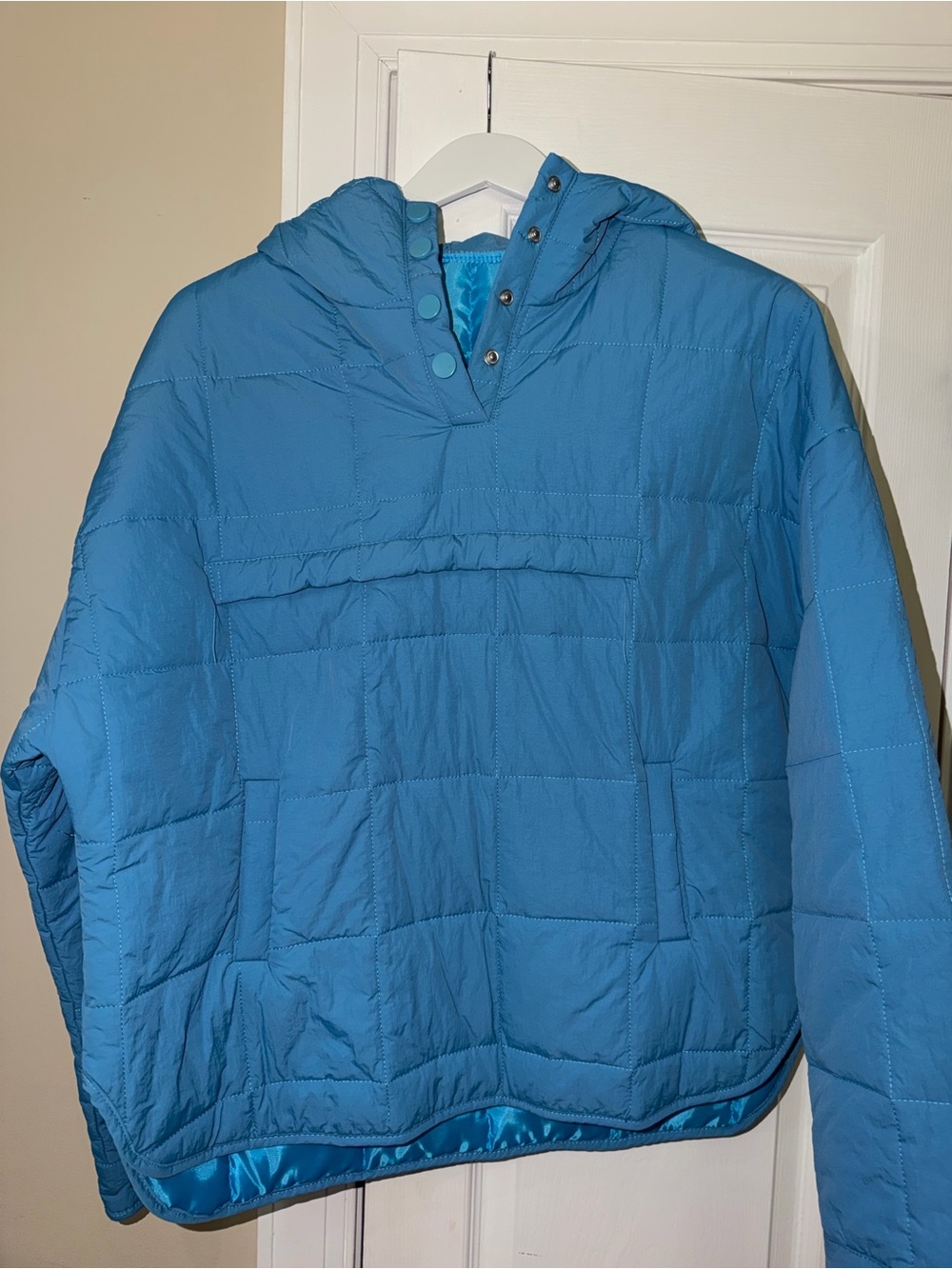 Women’s Bright Blue Hooded Puffer Pullover Jacket